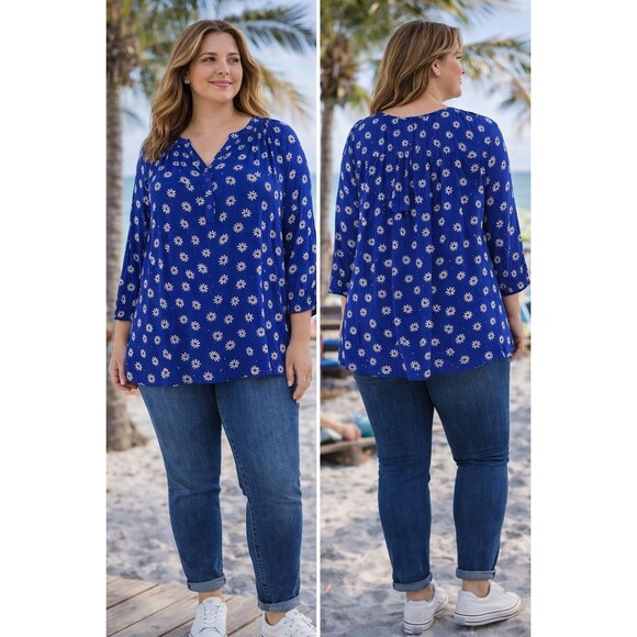 Market & Spruce Tops - Market & Spruce Blue Floral V-Neck Blouse top Women's 1x Roll Tab Flowy Ditsy
